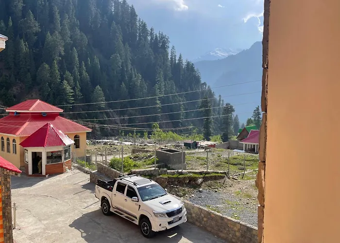 Arcadian Cottages Naran