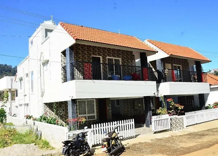 Cheerful Chalet