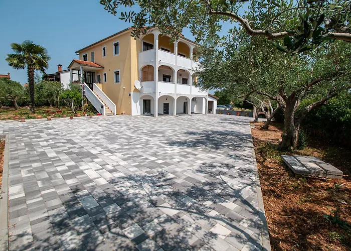 Apartman Lamanova