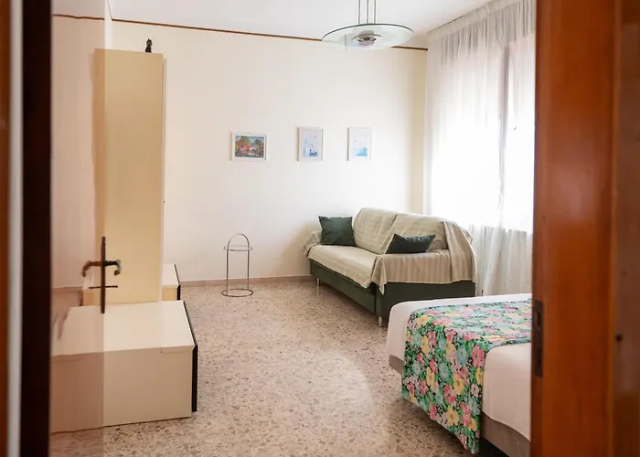 La Rosa Rooms & Holiday Home