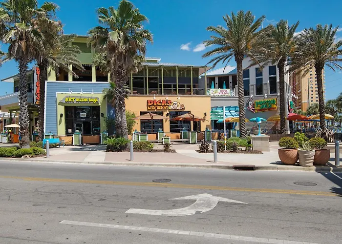 Sunshine House! 3Br 2Ba Sleeps 9! Your Perfect Retreat For Comfort And Style