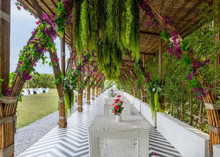 Sitara Palace And Resort