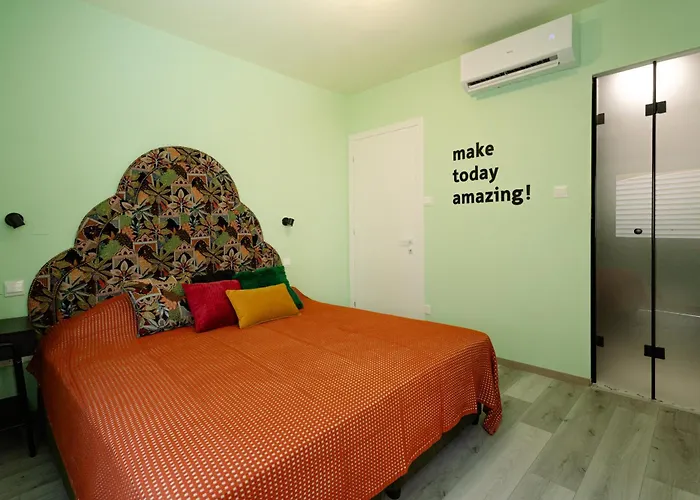 Castle Holiday Apartments