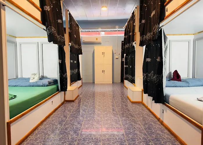 Mbar Hostel Haad Rin