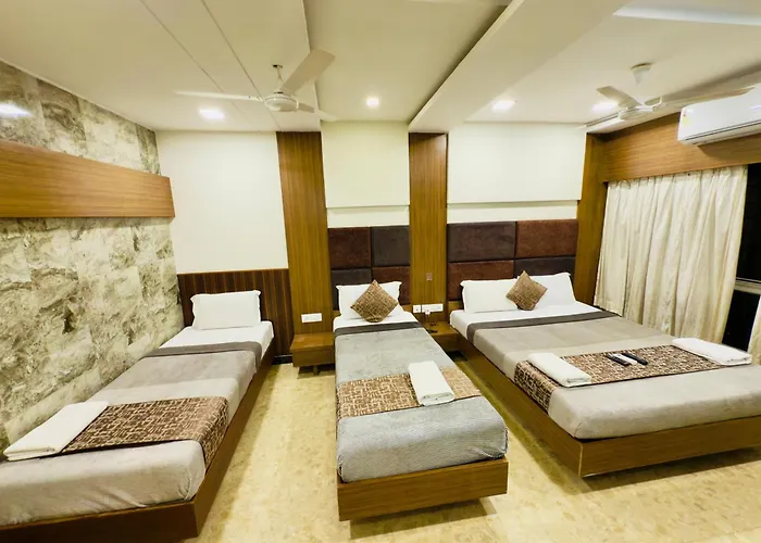 Sheraton Grande At Puratchi Thalaivar Dr Mgr Central Railway Station