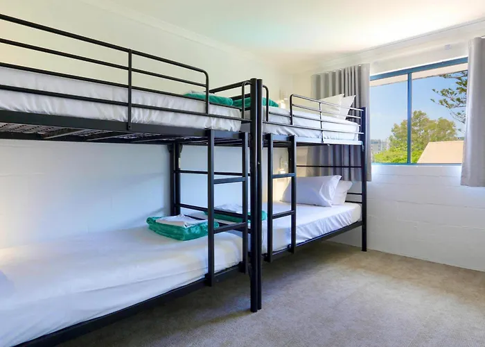 Abode Mooloolaba, Backpackers & Motel Rooms