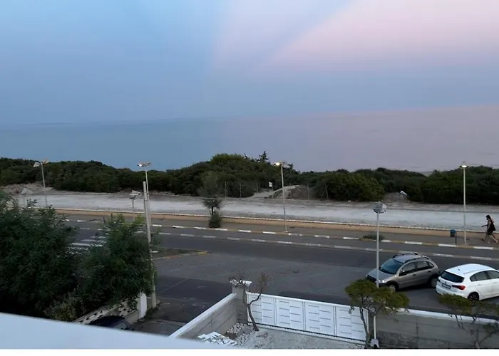 Alle Volte sea front
