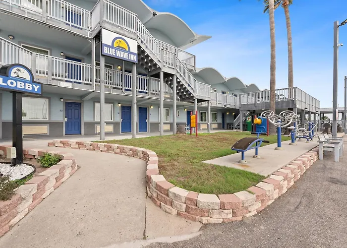 Blue Wave Inn