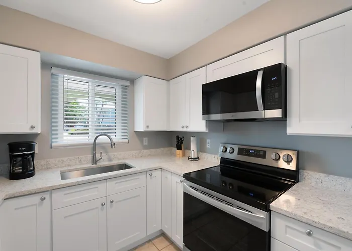 A Beach Retreat On Casey Key