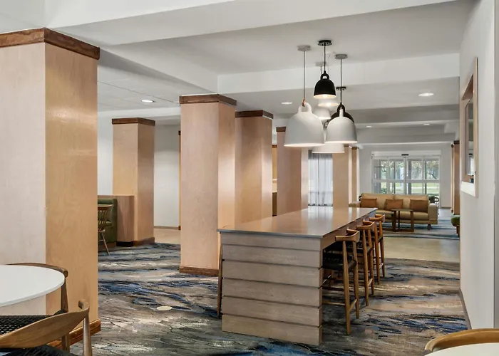 Fairfield Inn & Suites New Buffalo