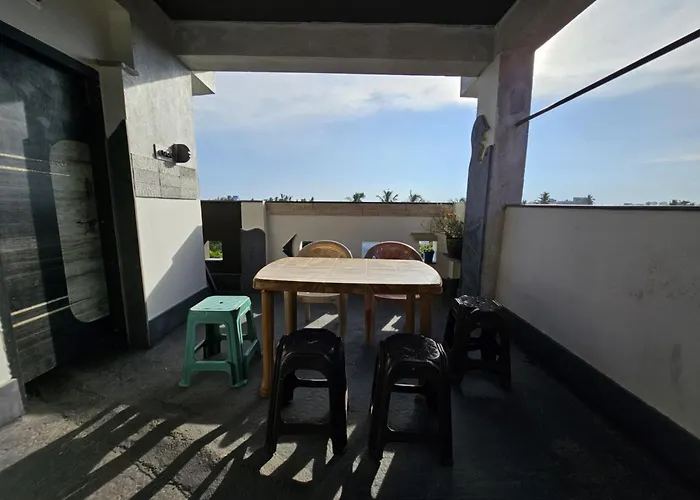 Nirman Homestay 5 Minutes Walk To Beach