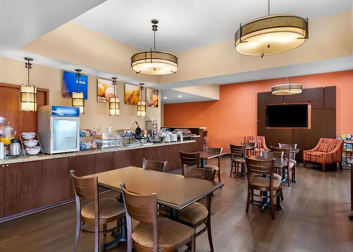 Comfort Suites Clovis - Fresno