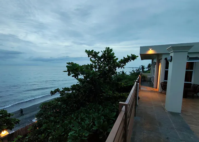 Beachfront Bed & Breakfast