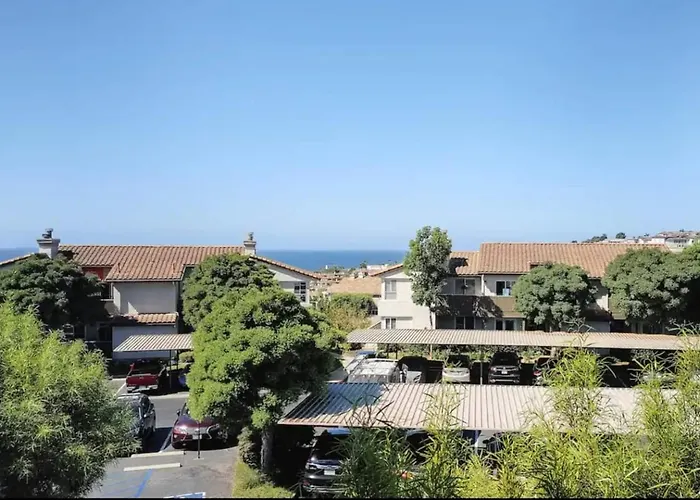 Ritz Pointe Paradise!