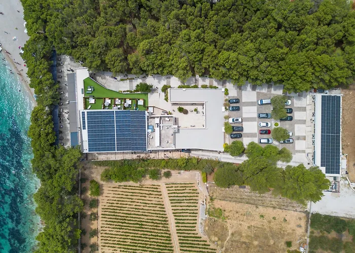 Zlatni Rat Beach Resort