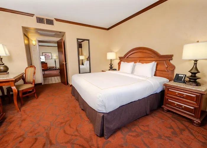 Chateau On The Lake Resort Spa And Convention Center