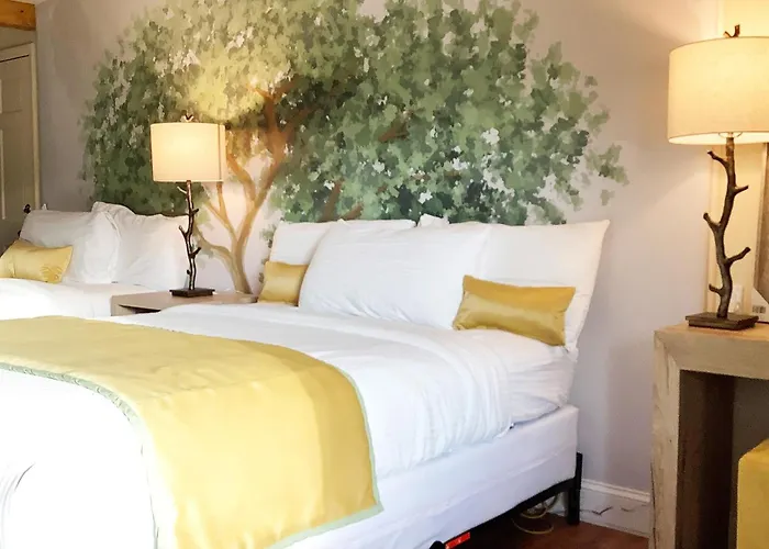 Arbors At Island Landing Hotel & Suites
