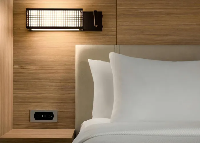 Springhill Suites By Marriott Roanoke