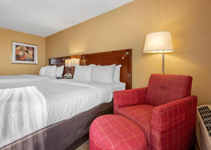 Clarion Hotel Conference Center On Lake Erie