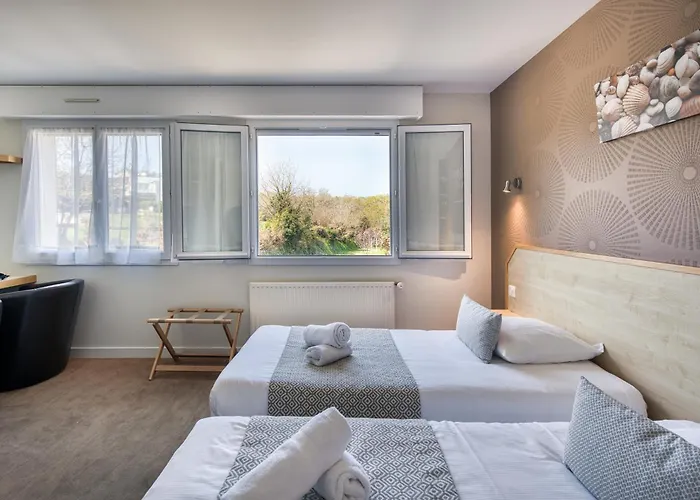 Logis Hotel Belle-Vue