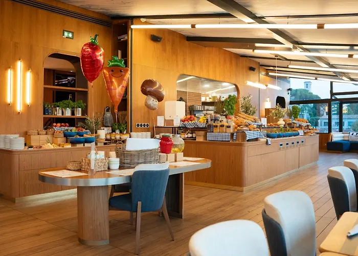 Canopy By Hilton Cannes