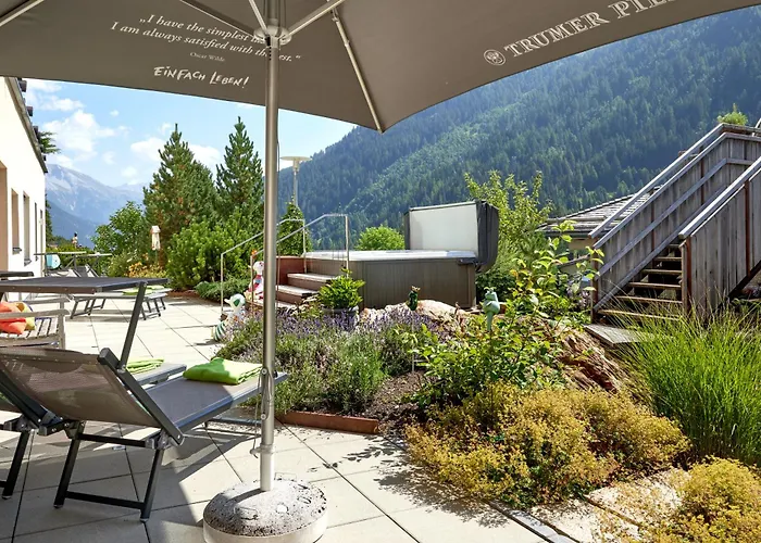 Hotel Der Waldhof - Unique - A Hidden Gem - Nature - Organic - Eco