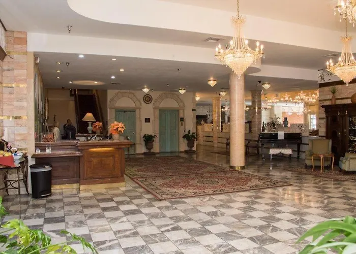 Chateau Big Bear Boutique Hotel, BW Signature Collection