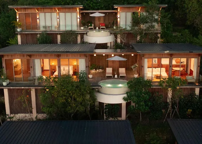 Gruen Uluwatu