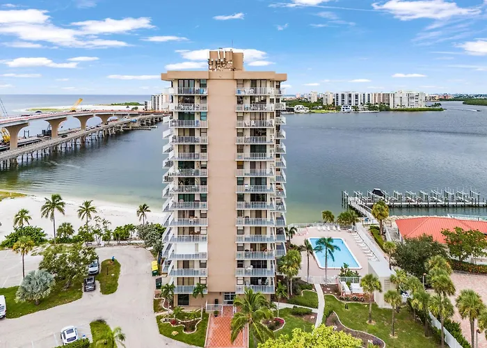 12Th Floor Retreat With Unmatched Gulf And Bay Views