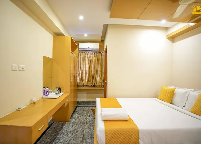 Hotel Liv By Yellow Bells