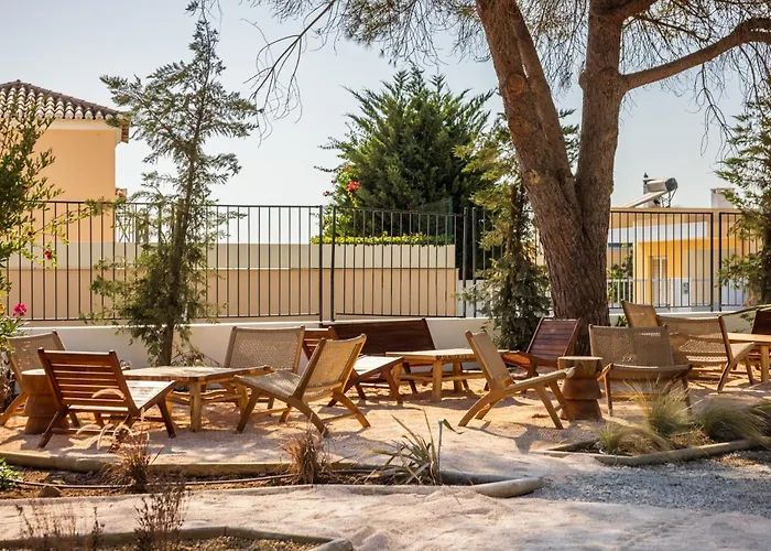 Castelo Suites Hotel