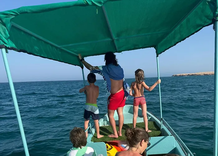 Ras Al Jinz Turtle Guest House