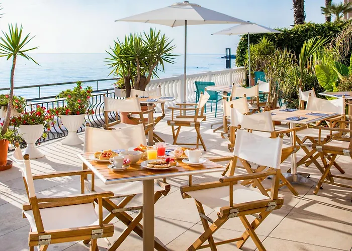 Hotel Golfo E Palme