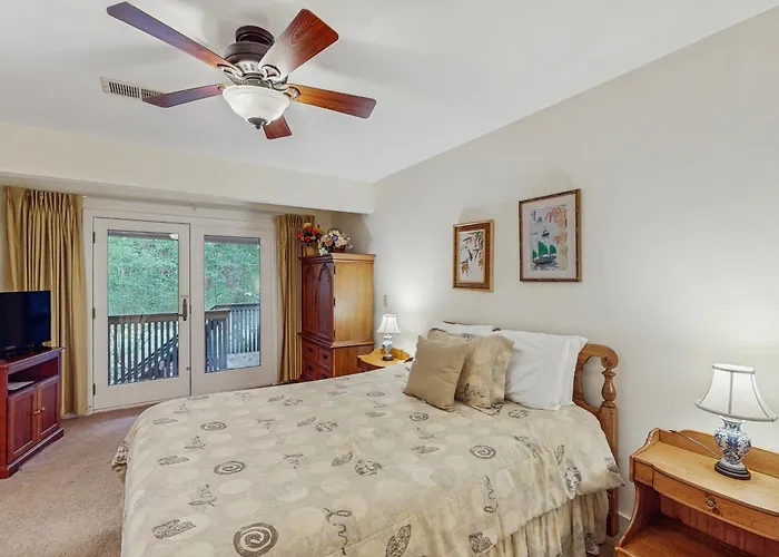 Inlet Cove 23