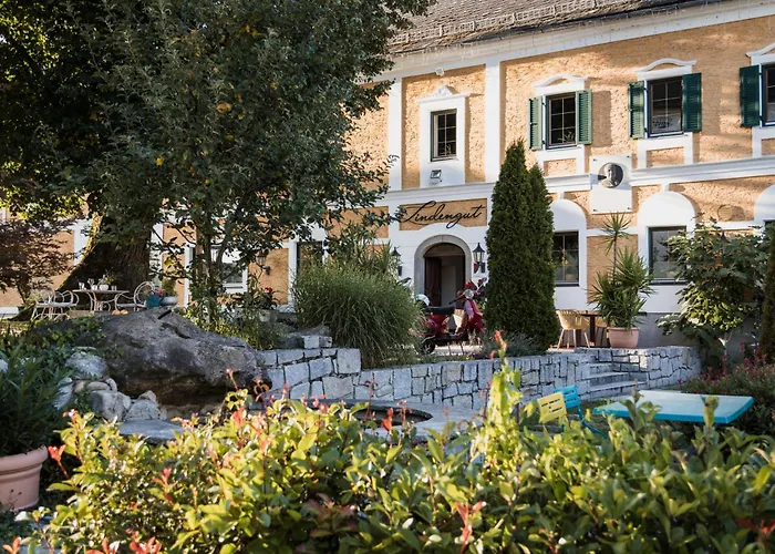 Lindengut - Boutique Hotel Nahe Ikuna Park