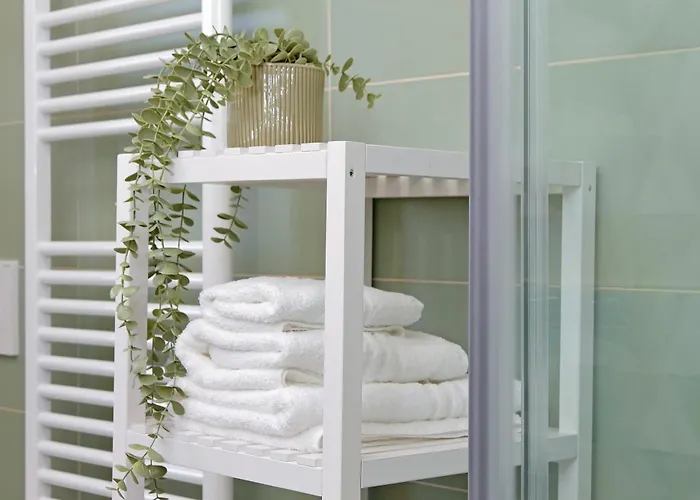 Airport 10 Min Portunus Apartment By The Beach