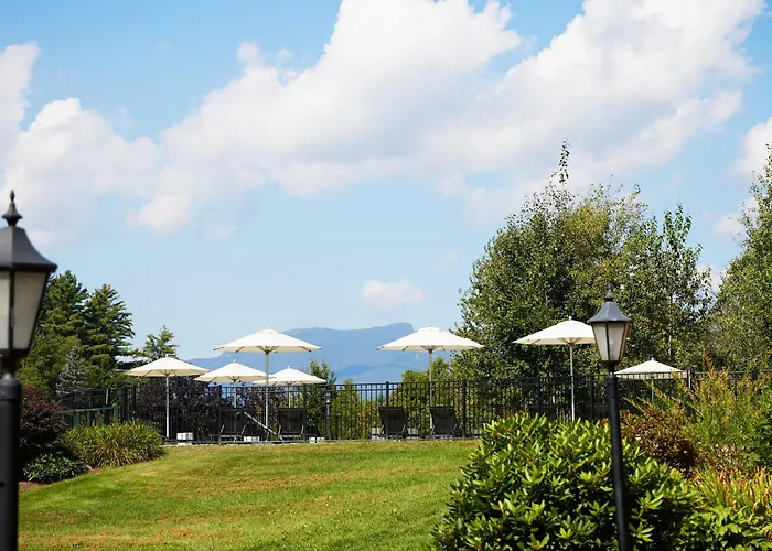 Bluebird Cady Hill Lodge