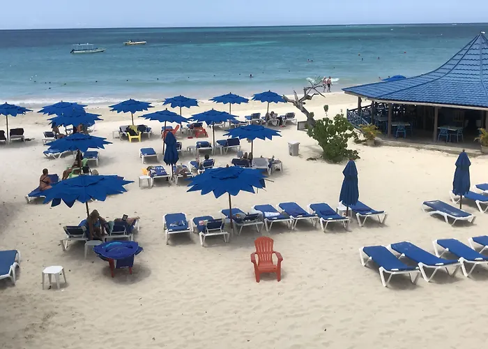 Negril Treehouse Resort
