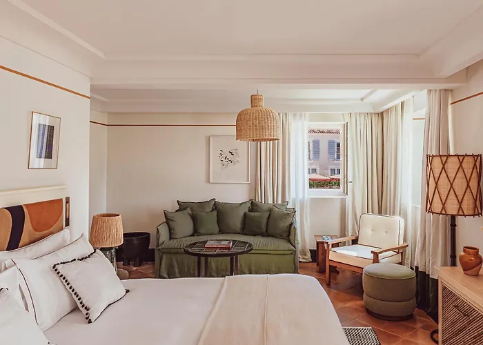 Hotel Lou Pinet