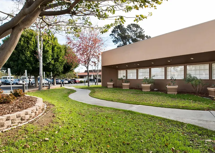 Holiday Inn Oxnard - Ventura By Ihg