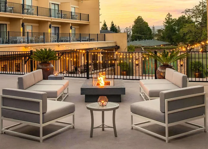 Toll House Hotel Los Gatos, Tapestry Collection By Hilton