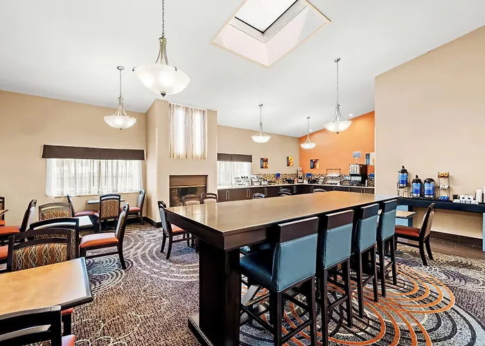 Best Western Maple City Inn