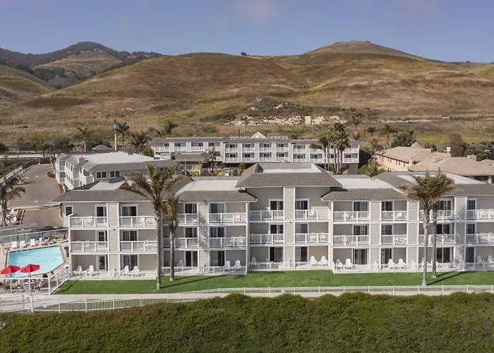 Pismo Lighthouse Suites