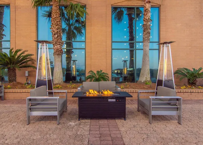 Marriott Savannah Riverfront