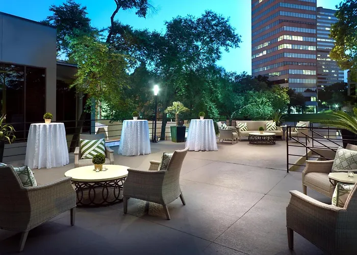 Omni Houston Hotel