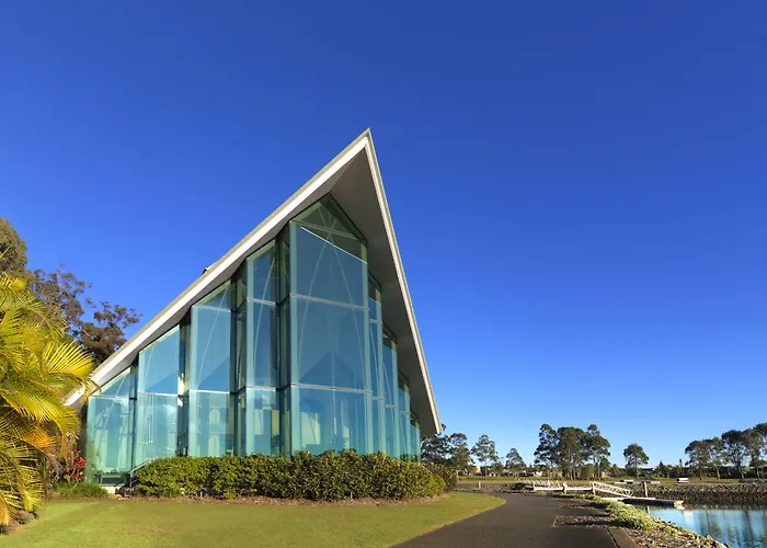 Intercontinental Sanctuary Cove Resort By Ihg
