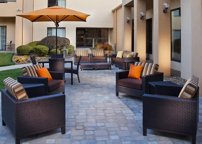 Courtyard By Marriott Little Rock West
