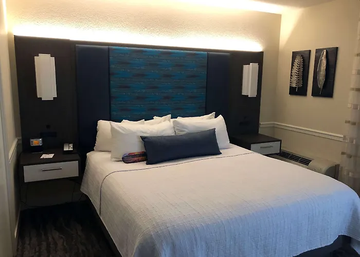 Best Western Plus Novato Oaks Inn