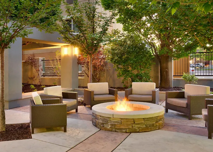 Courtyard By Marriott Salt Lake City Sandy