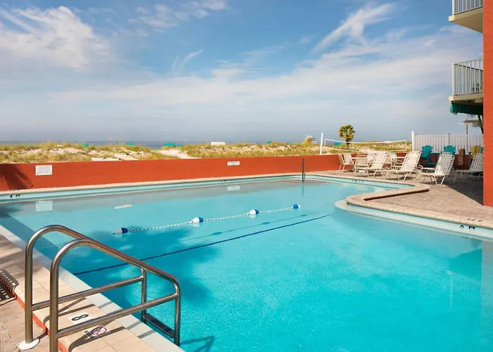Island Inn Beach Resort